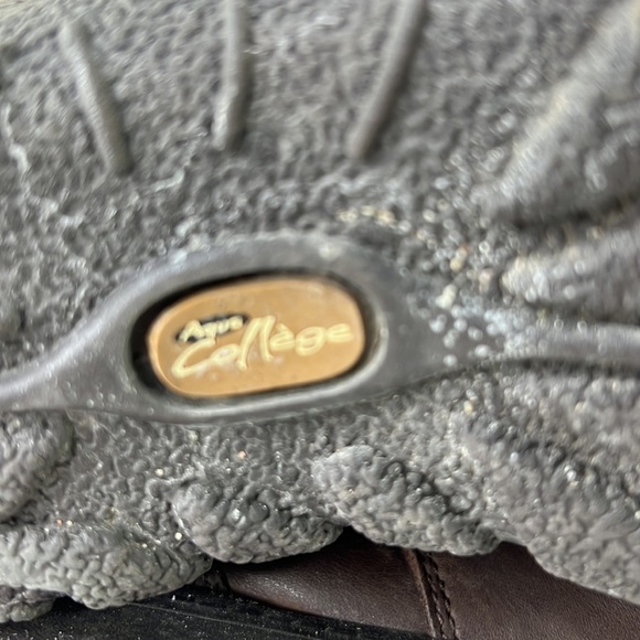 Aqua Collège Women's Leather Winter  Boot - Picture 4 of 9